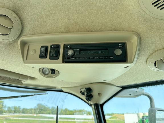 2019 John Deere S780 Combine