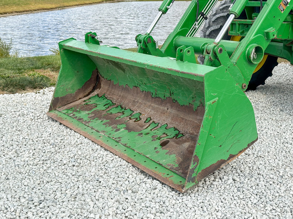 2009 John Deere 7130 Premium Tractor