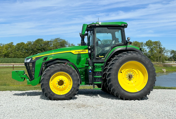 2023 John Deere 8R 370 Tractor