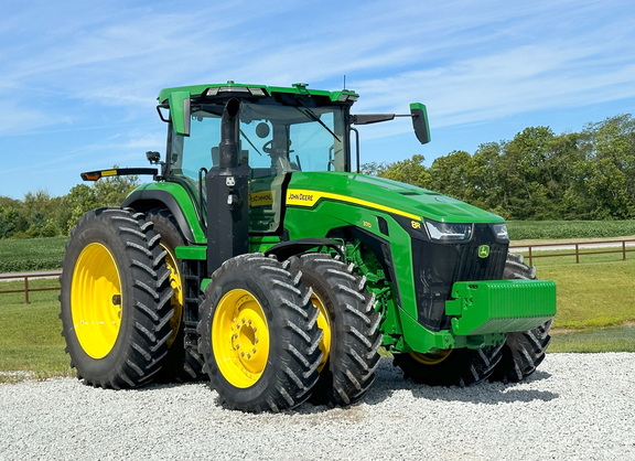 2023 John Deere 8R 370 Tractor