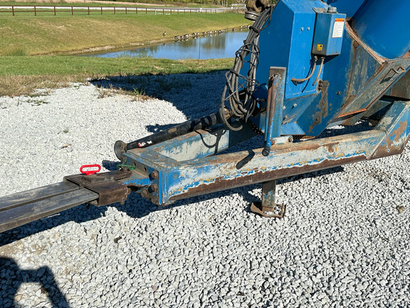 1996 Kinze 1040 Grain Cart