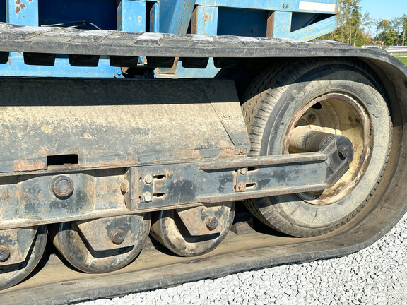 1996 Kinze 1040 Grain Cart