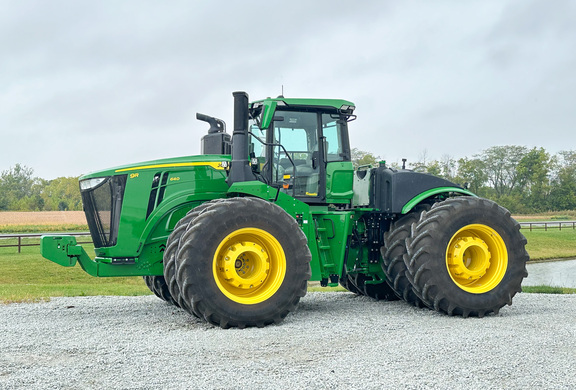 2023 John Deere 9R 640 Tractor 4WD