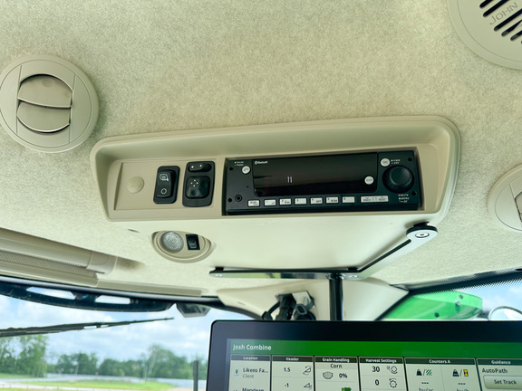 2024 John Deere S780 Combine