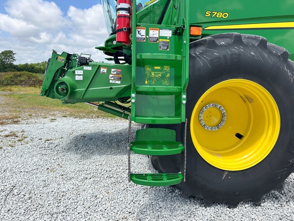 2024 John Deere S780 Combine