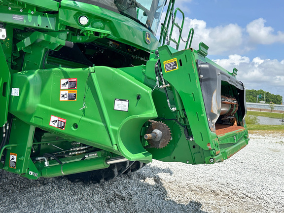 2024 John Deere S780 Combine