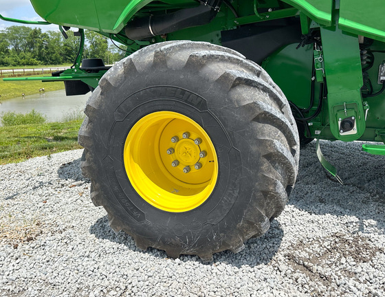 2024 John Deere S780 Combine