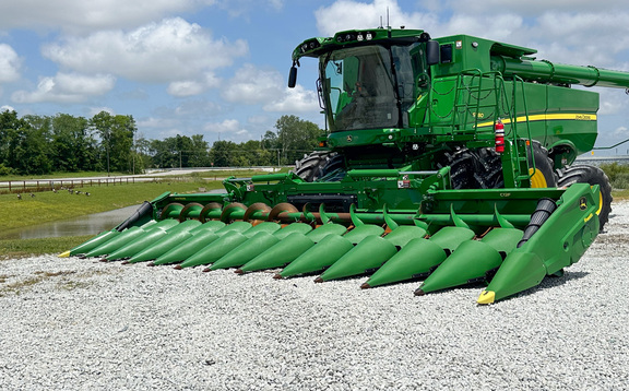 2024 John Deere C12F Header Corn Head