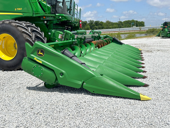 2024 John Deere C12F Header Corn Head