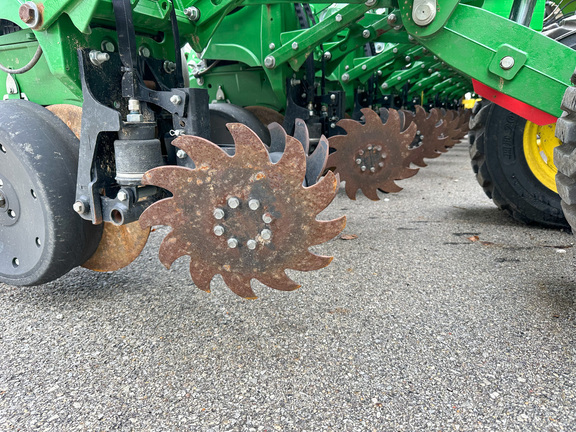 2022 John Deere DB60 Planter