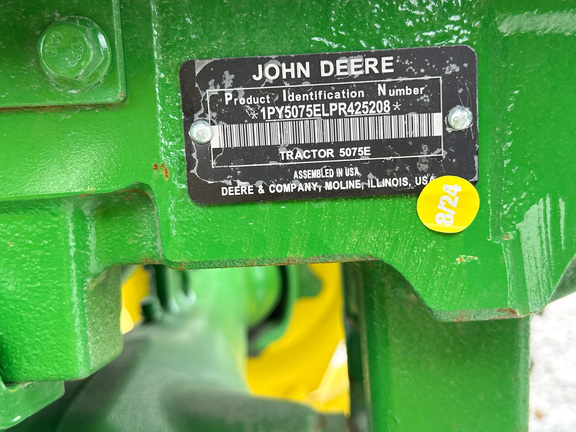 2024 John Deere 5075E Tractor