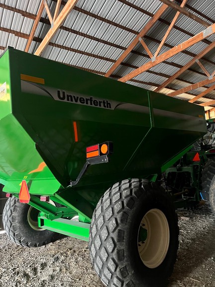 2010 Unverferth 5225 Grain Cart