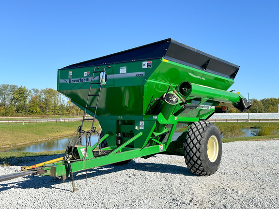 2010 Unverferth 5225 Grain Cart