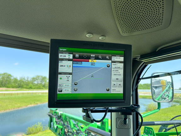 2024 John Deere 612R Sprayer/High Clearance