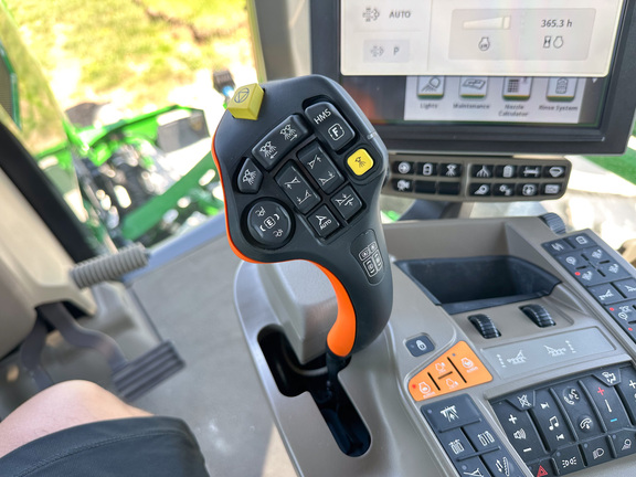 2024 John Deere 612R Sprayer/High Clearance