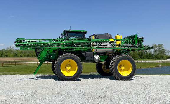 2024 John Deere 612R Sprayer/High Clearance