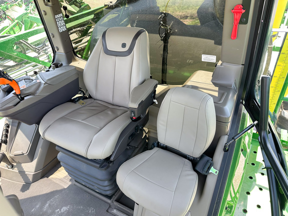 2024 John Deere 612R Sprayer/High Clearance