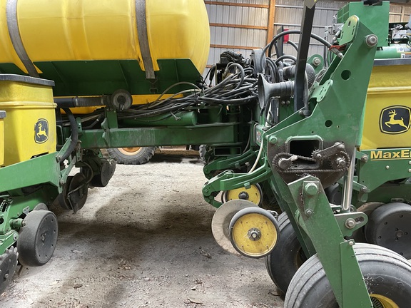 2003 John Deere 1770NT Planter