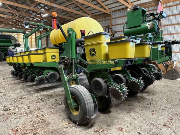 2003 John Deere 1770NT Planter