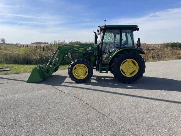 2024 John Deere 5075E Tractor