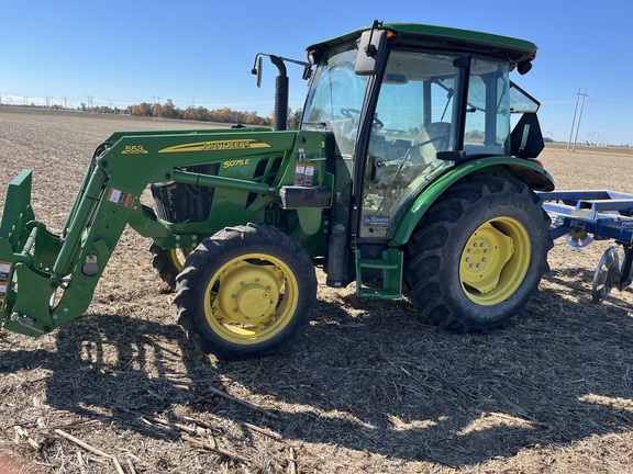 2019 John Deere 5075E Tractor