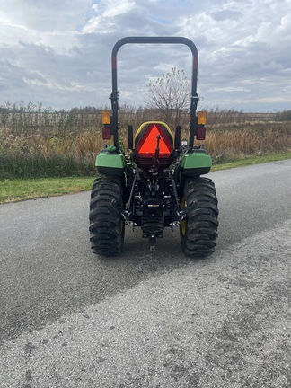 2022 John Deere 2038R Tractor Compact