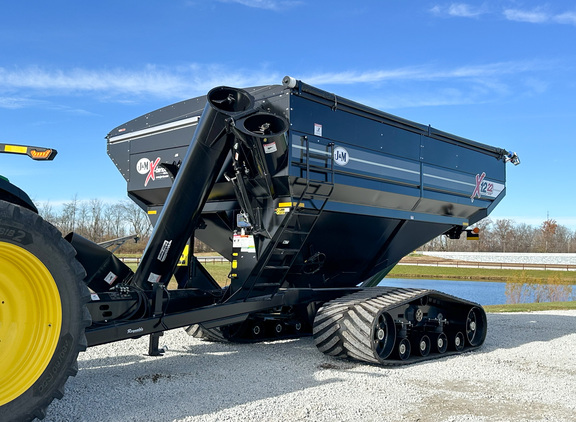 2024 J&M 1222-20T Grain Cart