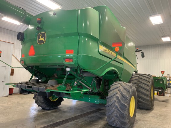 2020 John Deere S780 Combine