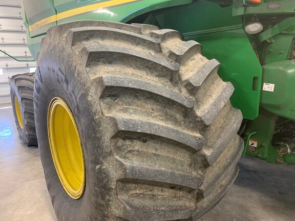 2020 John Deere S780 Combine