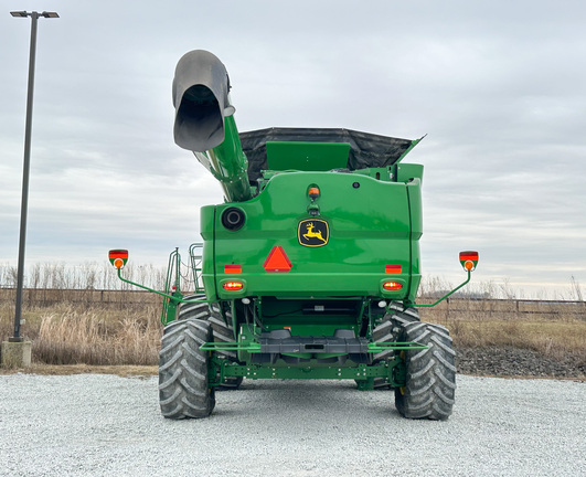 2020 John Deere S780 Combine