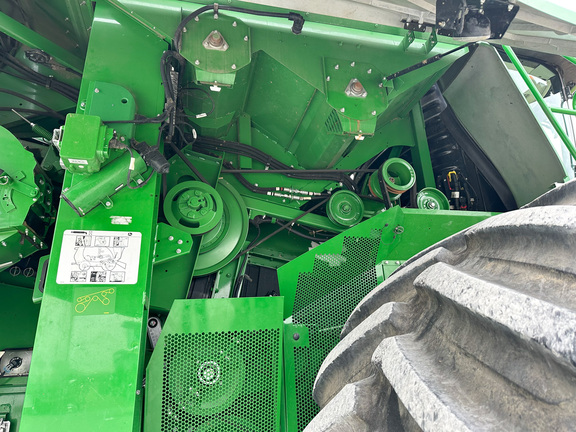 2020 John Deere S780 Combine