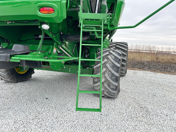 2020 John Deere S780 Combine