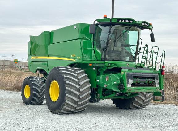 2020 John Deere S780 Combine