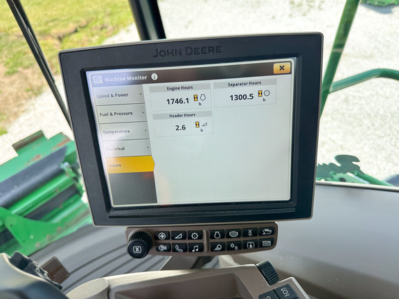 2020 John Deere S780 Combine