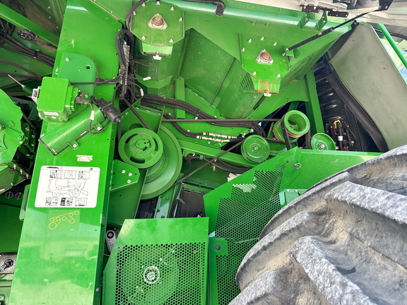 2020 John Deere S780 Combine