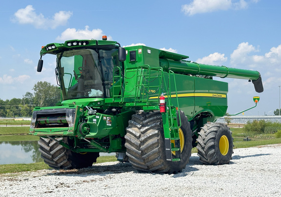 2020 John Deere S780 Combine