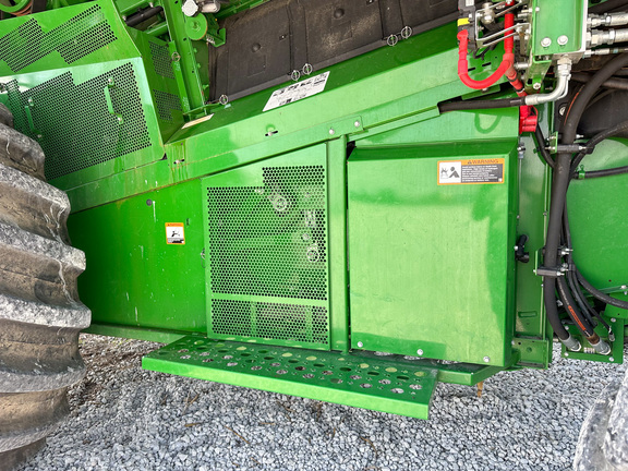 2020 John Deere S780 Combine