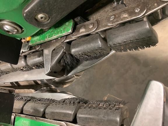 2019 John Deere 708C Header Corn Head