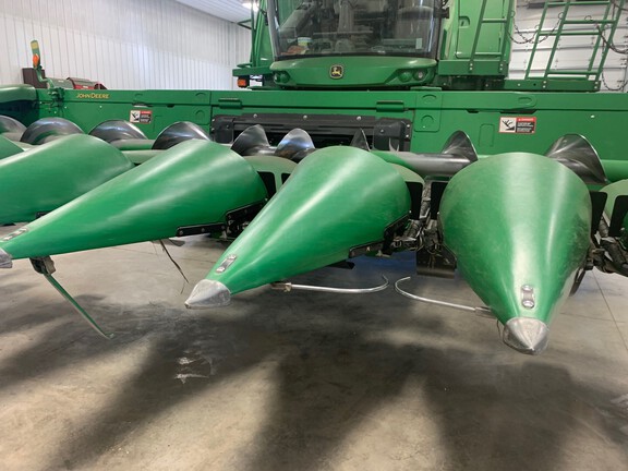 2019 John Deere 708C Header Corn Head