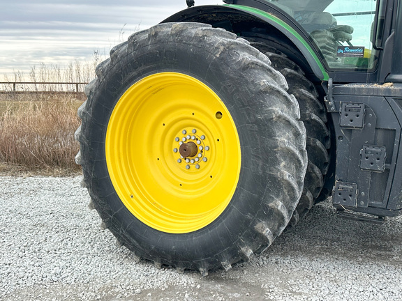 2019 John Deere 8370R Tractor