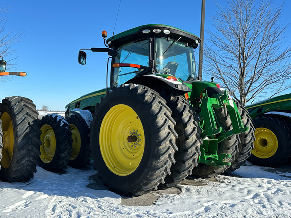 2016 John Deere 8370R Tractor