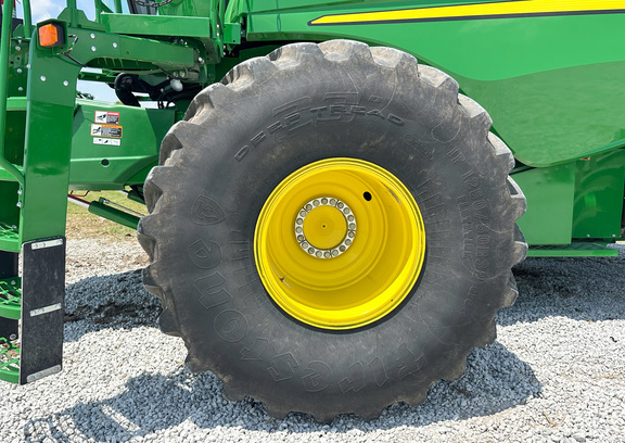 2019 John Deere S780 Combine