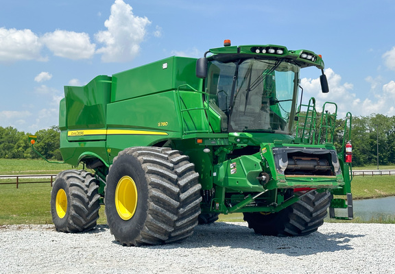 2019 John Deere S780 Combine