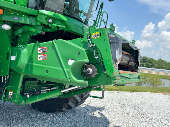 2019 John Deere S780 Combine