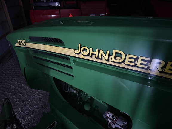 John Deere 4720 Sprayer/High Clearance