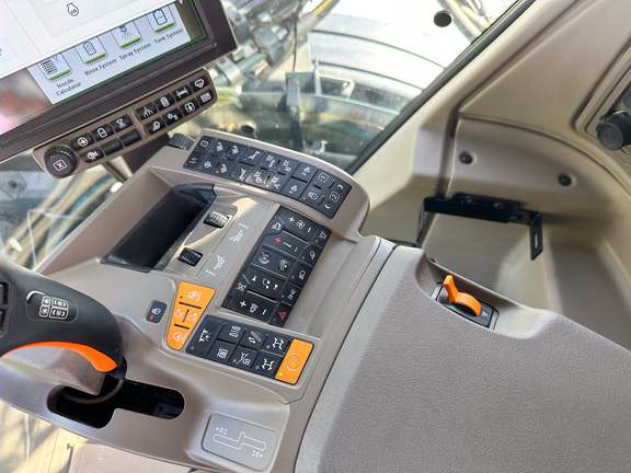 2022 Hagie STS12 Sprayer/High Clearance