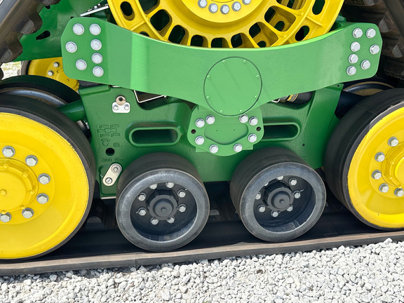 2024 John Deere 9RX 590 Tractor Rubber Track