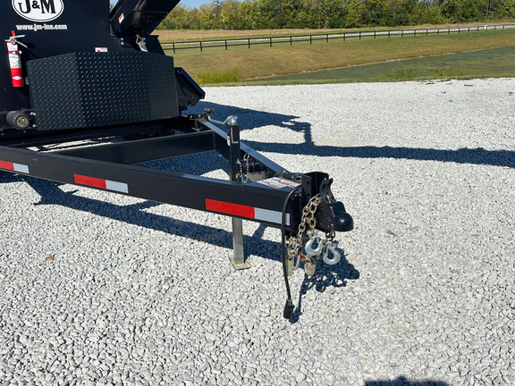 2023 J&M 290 Seed Tender Tender