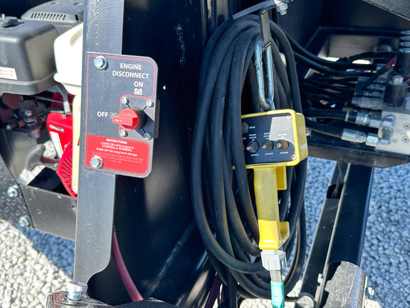 2023 J&M 290 Seed Tender Tender