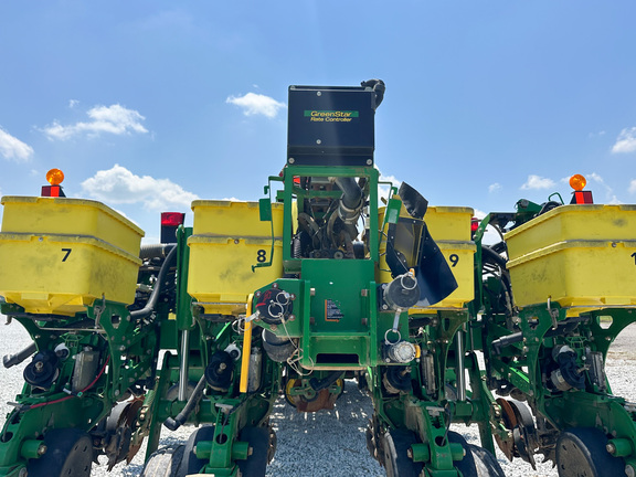 2017 John Deere 1775NT Planter